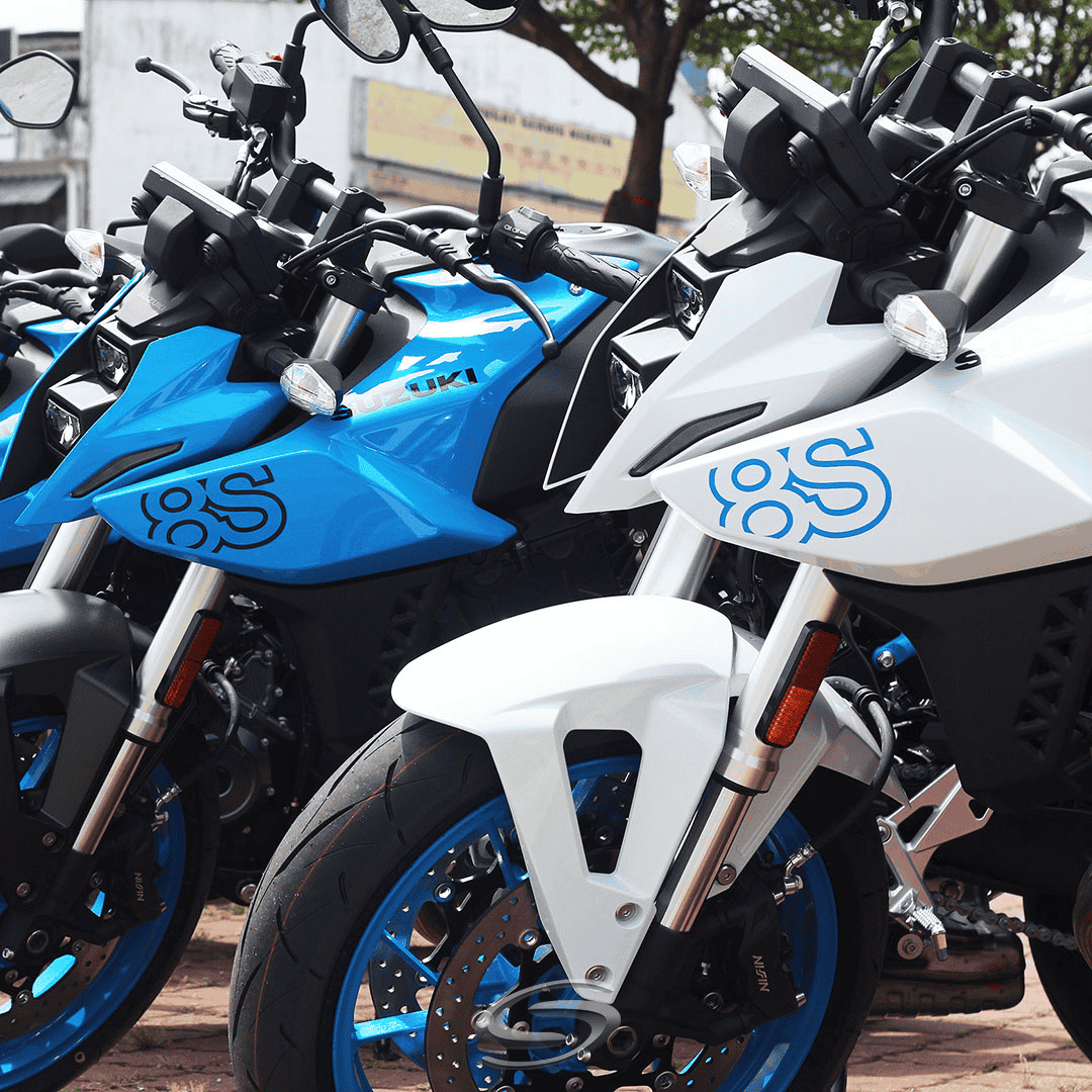 Suzuki GSX-8S – View 1